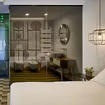 Hotel Hotiday Wallure 4*