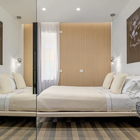 Hotiday Collection - Wallure Hotel 4*