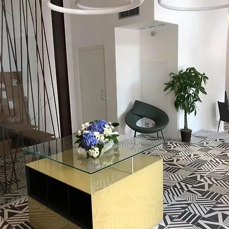 Hotel Hotiday Collection - Wallure