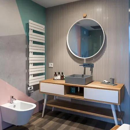 Hotiday Collection - Wallure Hotel 4*