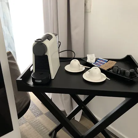 Otel Hotiday Wallure