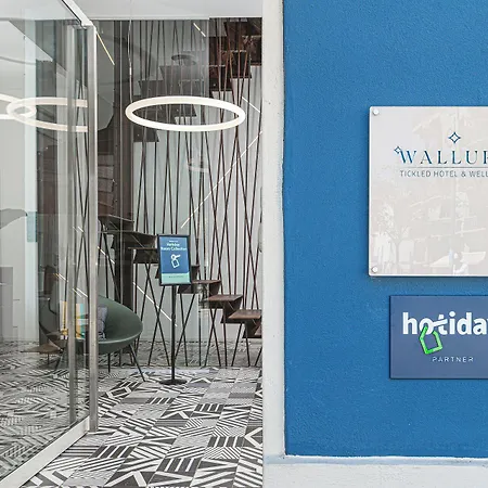 Hotiday Wallure فندق 4*