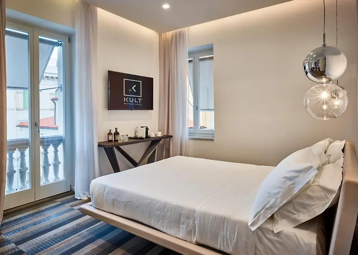 Hotiday Wallure Hotel